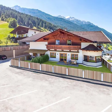 Beautiful Apartment in Stubaital in a quiet location Neustift im Stubaital Extérieur photo